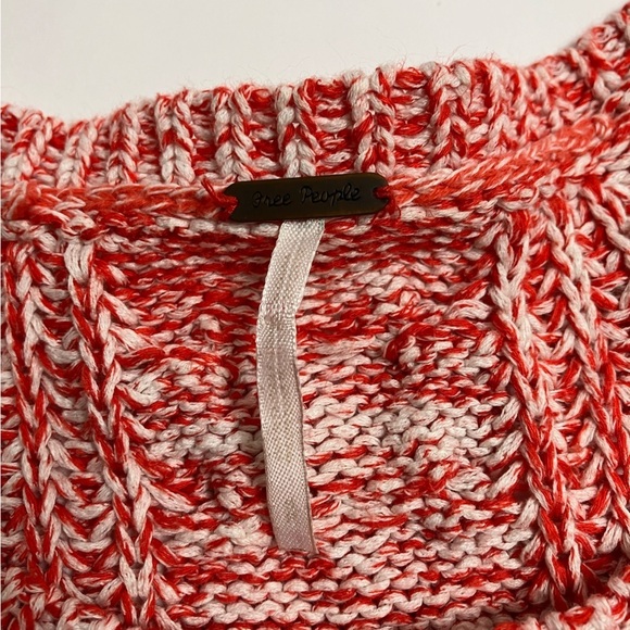 FREE PEOPLE slightly cropped orange and white sweater - Picture 4 of 6